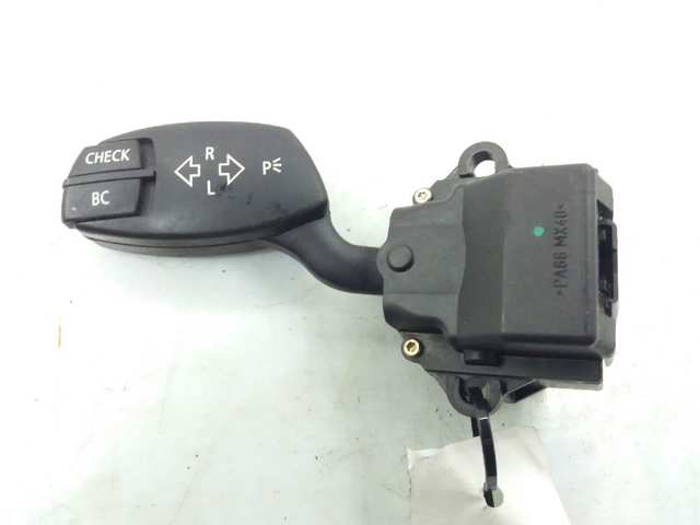 Controle de sinal de giro para BMW 5 (E60) (2005-2009) 525 D M57TU 61316924103