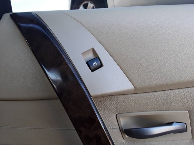 Controle do vidro traseiro direito para BMW 5 525 d 256d2 61316951965