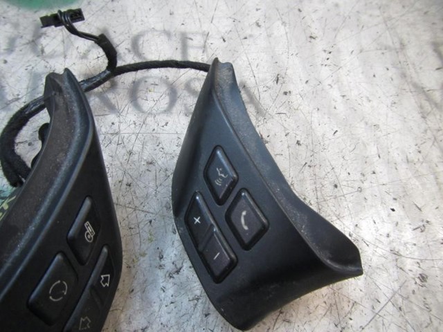 BMW 61316959893 Блок кнопочных переключателей рулевого колеса в наличии Николаев