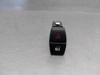 Botão de ativação do sinal de emergência 61319161896 BMW