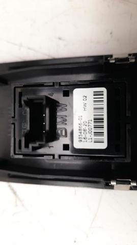 61319354866 BMW Кнопка включения мотора стеклоподъемника передняя правая купить в Винница