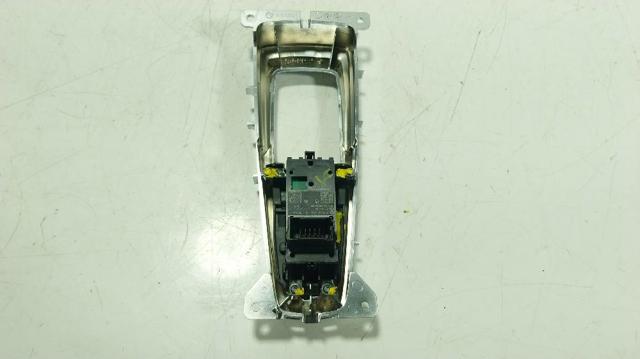BMW 61319877891 Клавиша электромеханического стояночного тормоза в наличии Чернигов