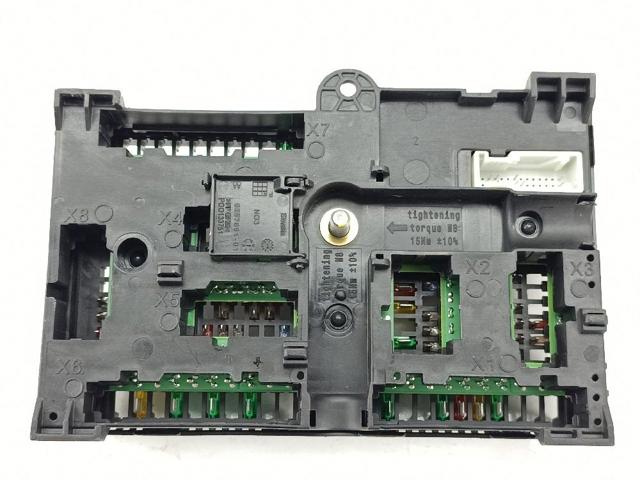 61358795478 BMW Блок предохранителей задний салонный купить в Ужгород
