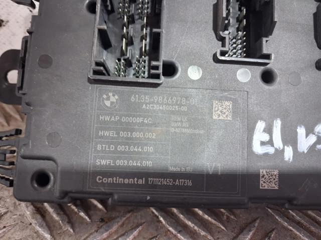 BMW 61359866978 Блок предохранителей в наличии Ровно