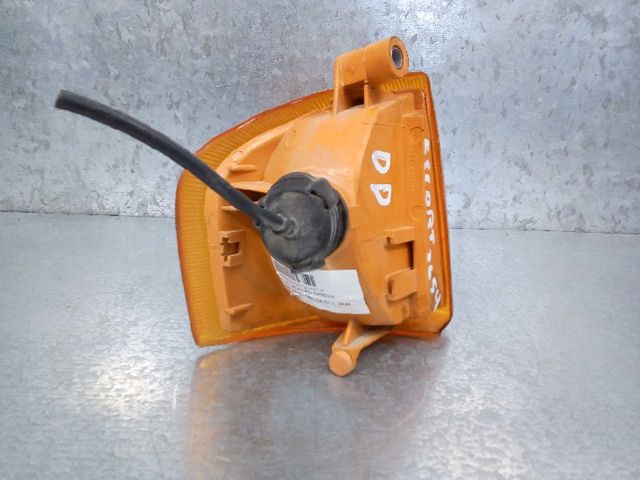 FORD 6136488 Поворотник правый в наличии Харьков