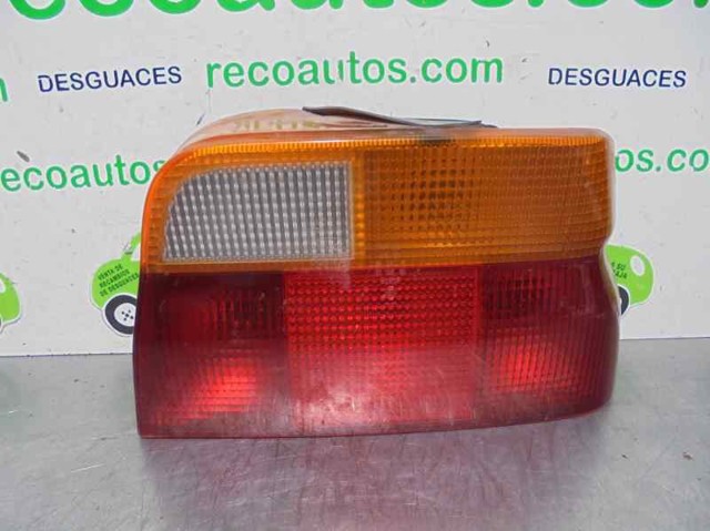 Lanterna traseira direita 6138967 Ford