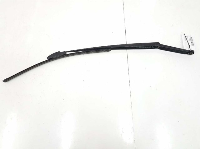 61617007128 BMW