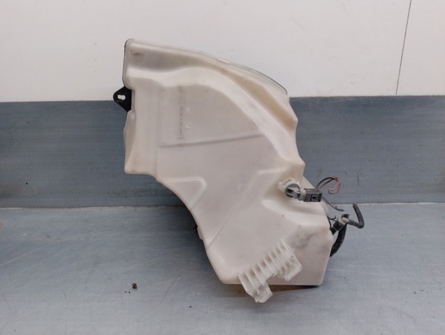 BMW 61663403212 Бачок омывателя стекла в наличии Ровно