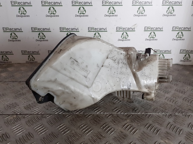 61667007970 BMW
