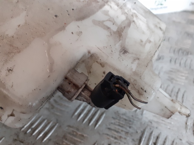 61667007970 BMW