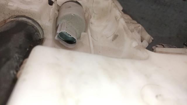 61677238668 BMW Бачок омывателя стекла купить в Харьков