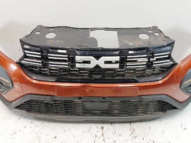 RENAULT 620104182Y Передний бампер в наличии Ужгород