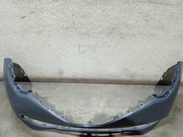 RENAULT 620220826R Передний бампер в наличии Полтава