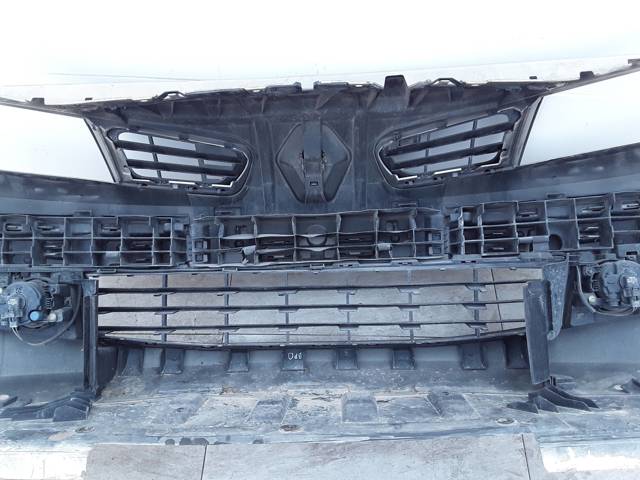 620226236R RENAULT Передний бампер купить в Ирпень