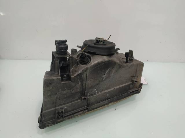 6205AE Правая фара купить Ирпень