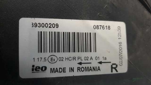 6205W0 PEUGEOT Фара правая купить в Ирпень