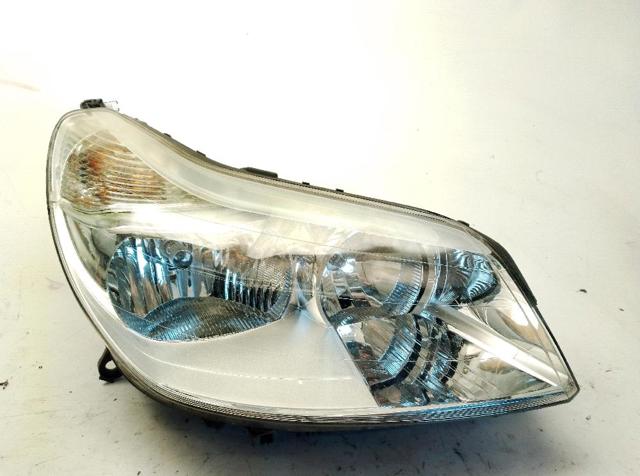 620643 PEUGEOT Правая фара купить в Львов