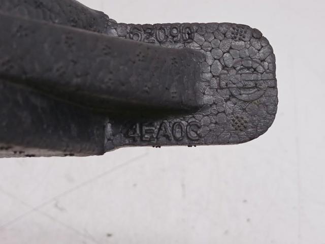 NISSAN 620904EA0C Абсорбер (наполнитель) бампера переднего в наличии Украина