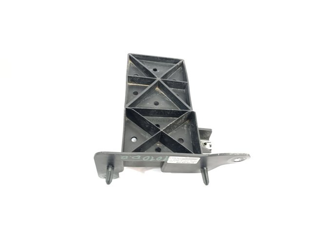 RENAULT 620928531R Кронштейн бампера переднего правый в наличии Полтава