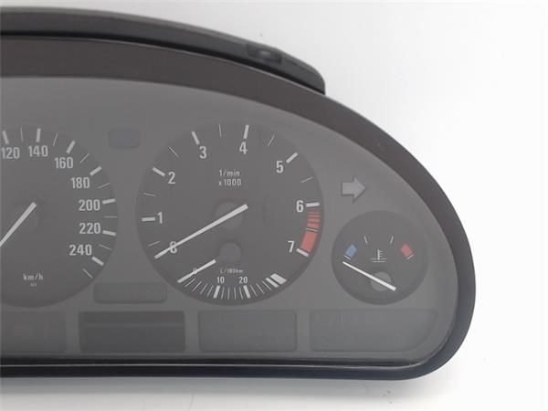 62118372354 BMW Приборная доска (щиток приборов) купить в Каменское