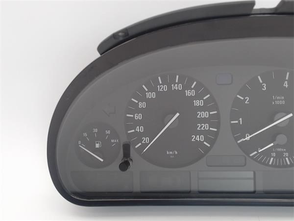 BMW 62118372354 Панель приборов в наличии Полтава