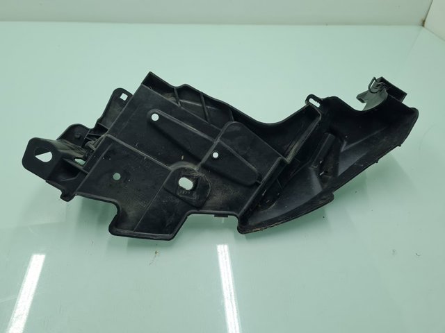 622220003R RENAULT Кронштейн бампера переднего правый купить в Ирпень