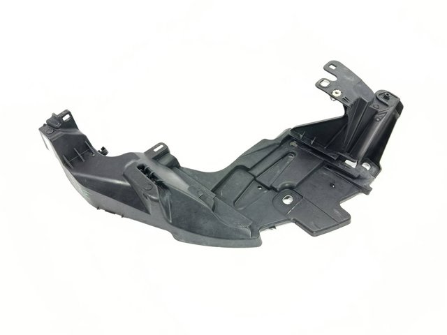 622220003R RENAULT Кронштейн бампера переднего правый купить в Чернигов
