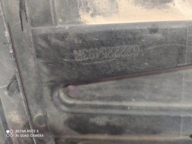 RENAULT 622225493R Кронштейн (адаптер) крепления фары передней правой в наличии Николаев