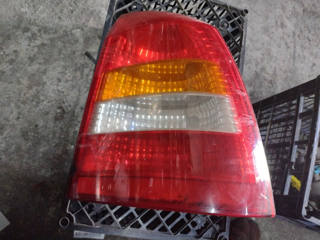 Luz traseira direita para Opel Astra G Fastback 1.7 DTI 16V (F08, F48) Y17dt 62225