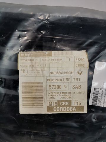 RENAULT 622540347R Решетка бампера переднего центральная в наличии Запорожье
