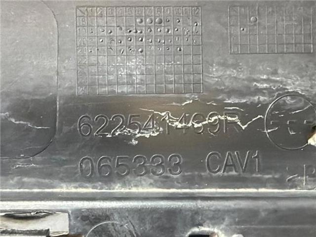 622541469R RENAULT Решетка бампера переднего центральная купить в Черновцы