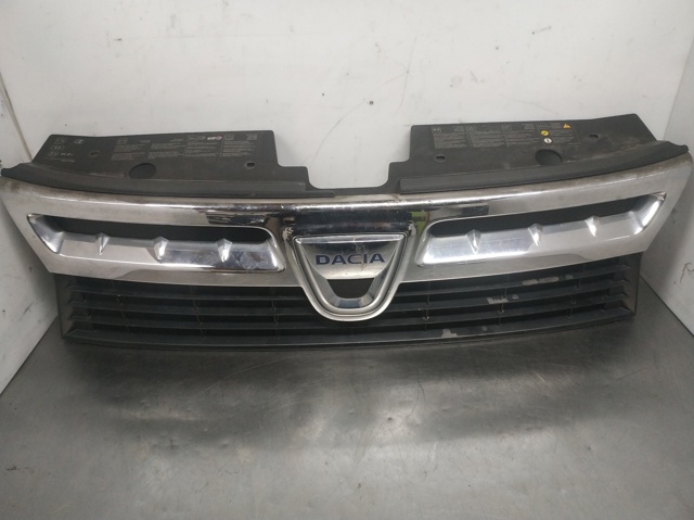 623100260R RENAULT Решетка радиатора купить в Запорожье