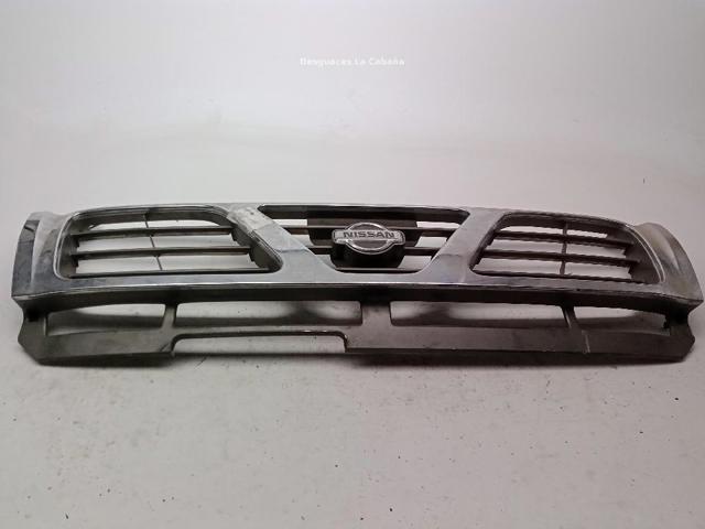 Grelha do radiador Nissan Patrol Y61