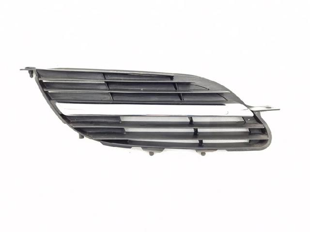 62320BU000 NISSAN Решетка радиатора правая купить в Каменское