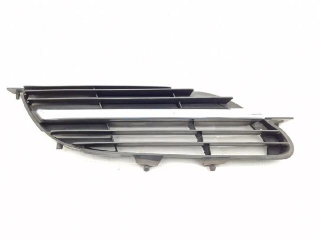 62320BU000 NISSAN Решетка радиатора правая купить в Сумы