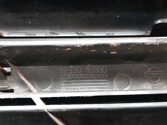 NISSAN 62330AU300 Решетка радиатора левая в наличии Павлоград