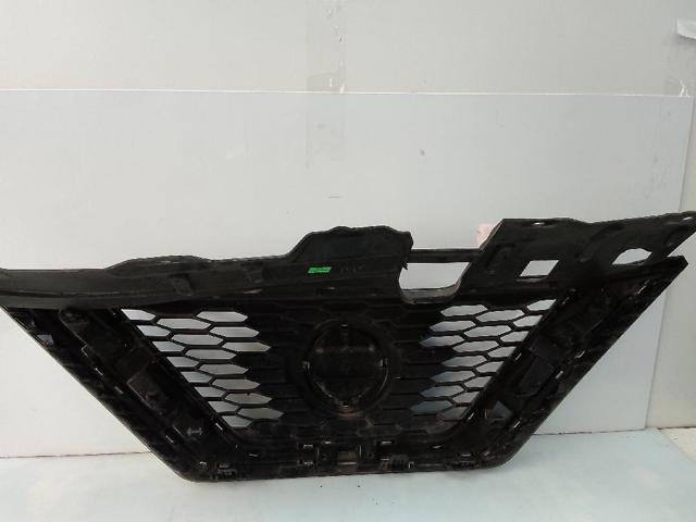 62398HV80A NISSAN Решетка радиатора купить в Киев