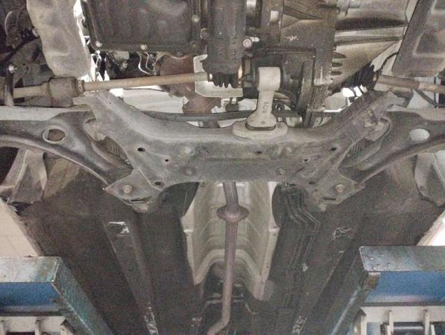 Viga de suspensão dianteira (plataforma veicular) 624001J000 HYUNDAI