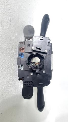 Comutador instalado na coluna da direção, montado Peugeot 407 6D