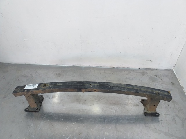 Reforçador do pára-choque dianteiro 62660JD00B Nissan/Infiniti