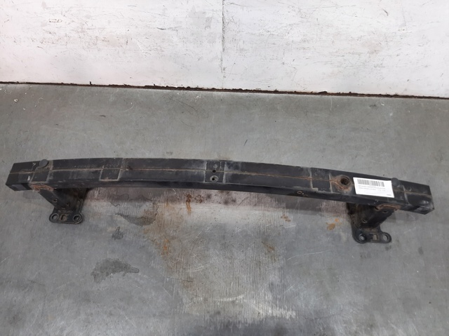 Reforçador do pára-choque dianteiro 62660JD00B Nissan/Infiniti