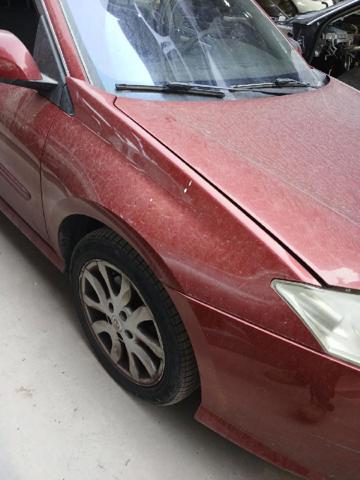 Pára-lama dianteiro direito 631000032R RENAULT