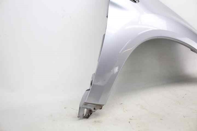 MITSUBISHI 63112W110P в наличии Запорожье