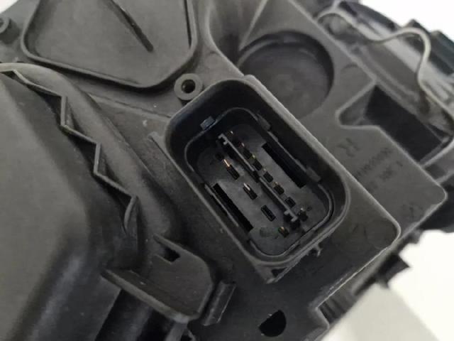 63123418412 BMW Правая фара купить в Кривой Рог