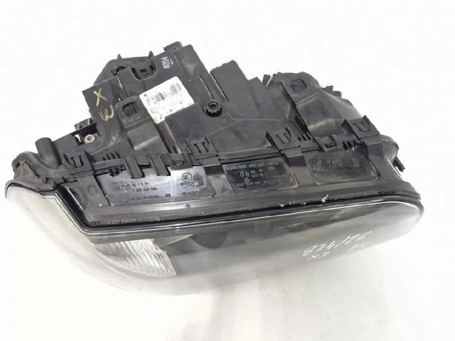 63123418412 BMW Правая фара купить в Ровно
