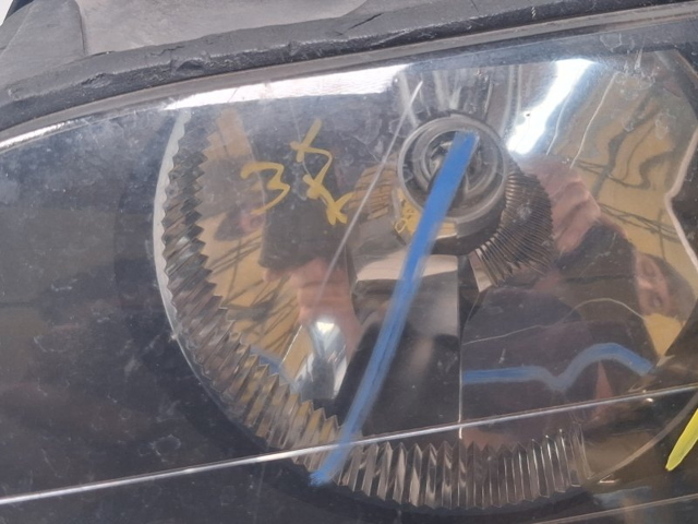 BMW 63126902745 Левая фара в наличии Тернополь