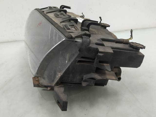 63126906493 BMW Левая фара купить в Черновцы