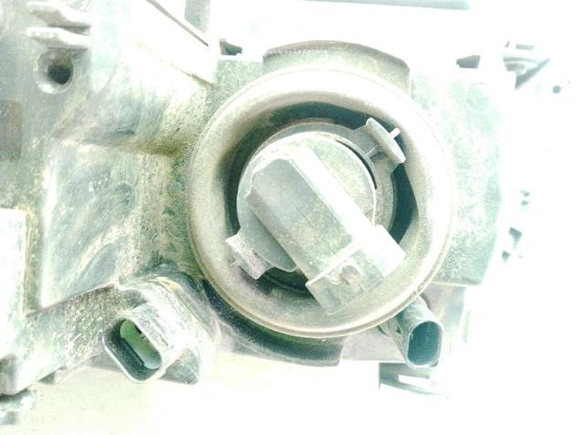 63127165782 BMW Правая фара купить в Украина
