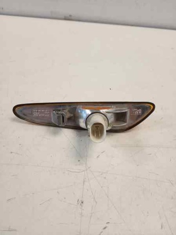 BMW 63133418446 Повторитель поворота на крыле правый в наличии Ирпень