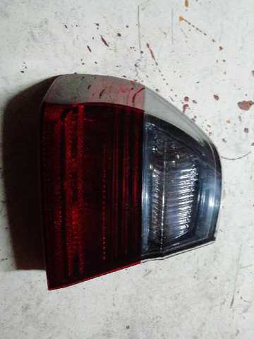 Lanterna traseira esquerda externa 63210406879 BMW